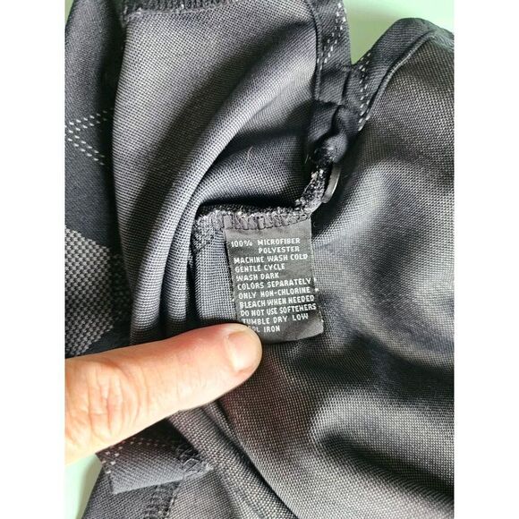 Greg Norman Black With Argyle Design And PGA West On The Sleeve. Size XL - Picture 7 of 8